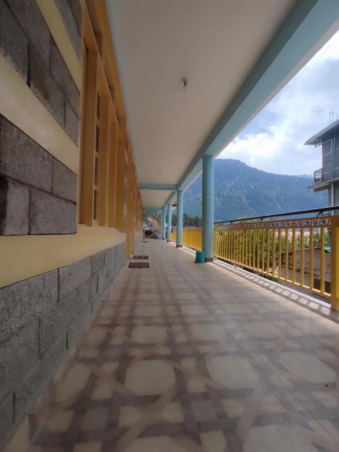 Woods Inn Mountain View Manali Екстер'єр фото