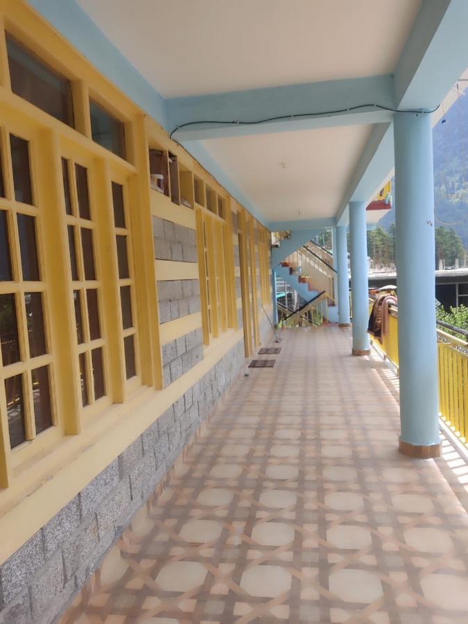 Woods Inn Mountain View Manali Екстер'єр фото