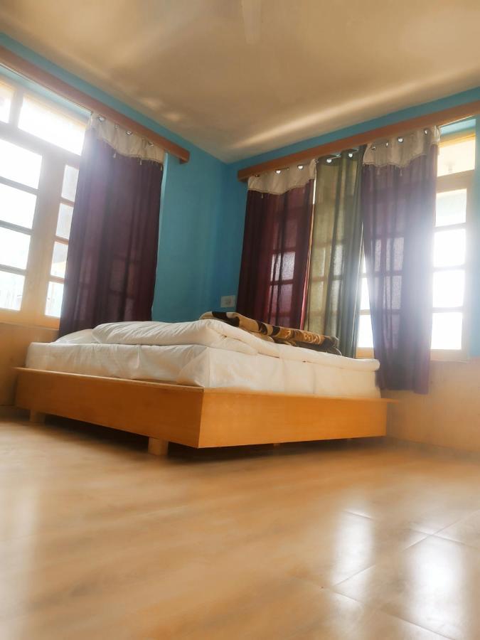 Woods Inn Mountain View Manali Екстер'єр фото